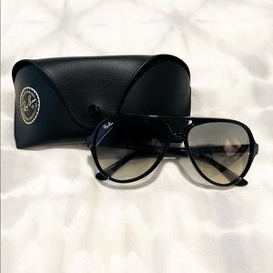 Ray Ban Cats 5000 Classic Sunglasses